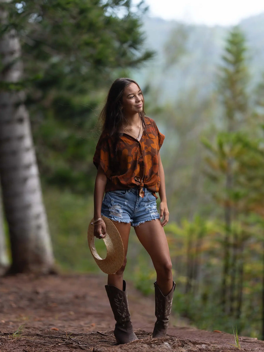 Womens Rayon Aloha Tee in Pua Power