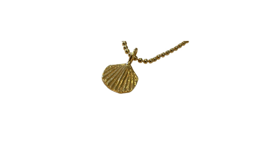 Mini Fan Shell Necklace - Vermeil